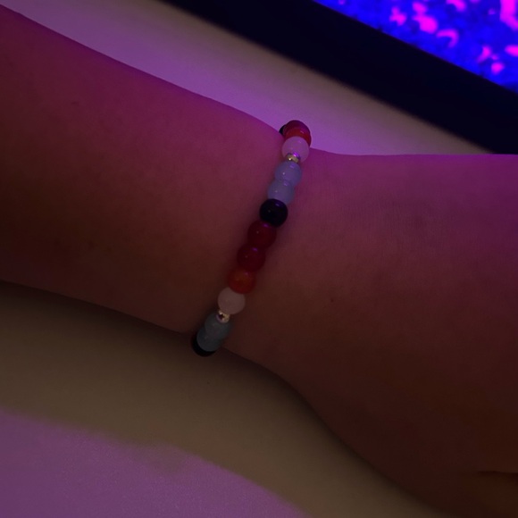 Handmade Steve Lacy inspired bracelet - Picture 5 of 5